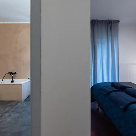 Appartement Le Phenix - Hypercentre 16 Personnes Garage Gratuit Wifi Jardin Barbecue Proche Parc Tete D'or *