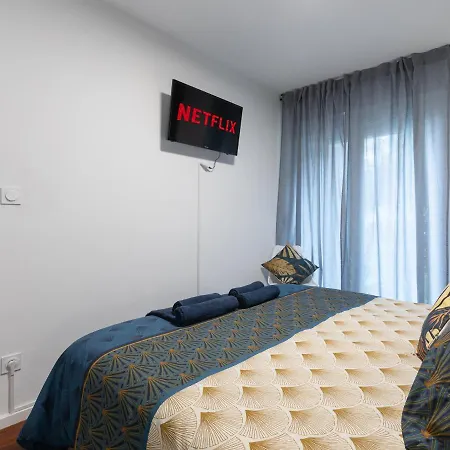 Le Phenix - Hypercentre 16 Personnes Garage Gratuit Wifi Jardin Barbecue Proche Parc Tete D'or