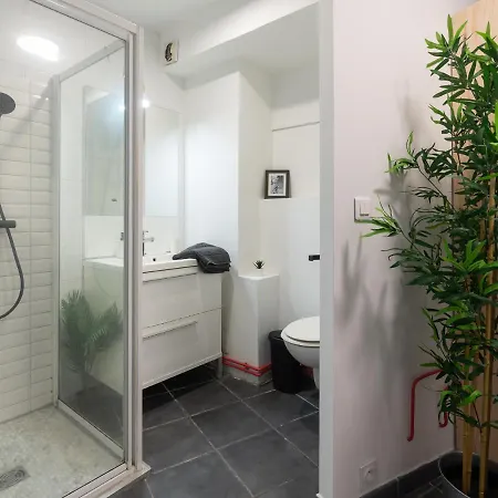 Le Phenix - Hypercentre 16 Personnes Garage Gratuit Wifi Jardin Barbecue Proche Parc Tete D'or Villeurbanne
